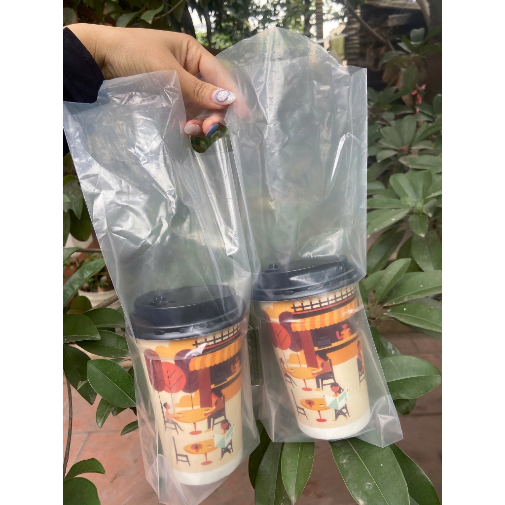 1KG TÚI  ĐỰNG  CỐC DÀI CÓ  VÁCH NGĂN ,đựng 1,2,3,4 cốc trà sữa có ngăn đựng trà sữa sinh tố, nước ép, trà sữa.