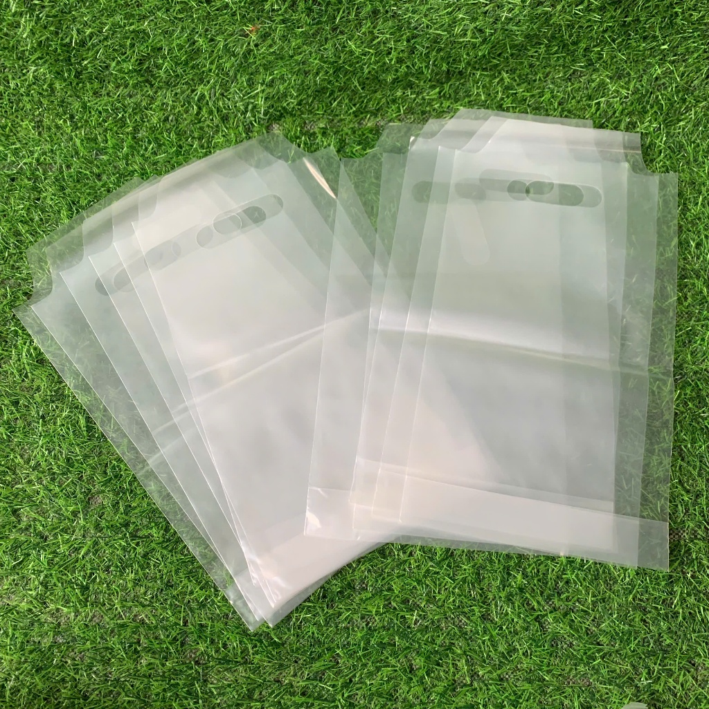 1KG TÚI  ĐỰNG  CỐC DÀI CÓ  VÁCH NGĂN ,đựng 1,2,3,4 cốc trà sữa có ngăn đựng trà sữa sinh tố, nước ép, trà sữa.