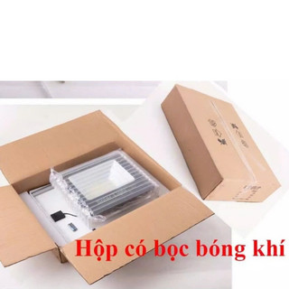 Đèn năng lượng mặt trời 100w