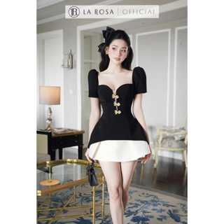 Set Tiểu Thư Basic Trẻ Trung La Rosa Áo Chiết Eo Đính Tag Ngực Tạo Điểm Nhấn Phối Chân Váy Kem Siêu Xinh V1317
