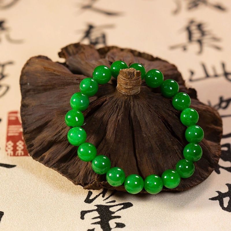 Chuỗi Ngọc Bích Hòa Điền Tự Nhiên 10mm dành cho nam nữ, cổ tay 19cm đổ xuống đeo được