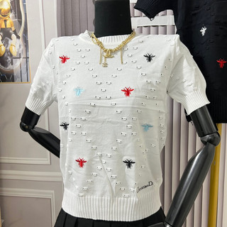 Áo len cộc tay cổ tròn hoạ tiết ong thêu, len mongtoghi thiết kế kiểu rách nổi mã 879