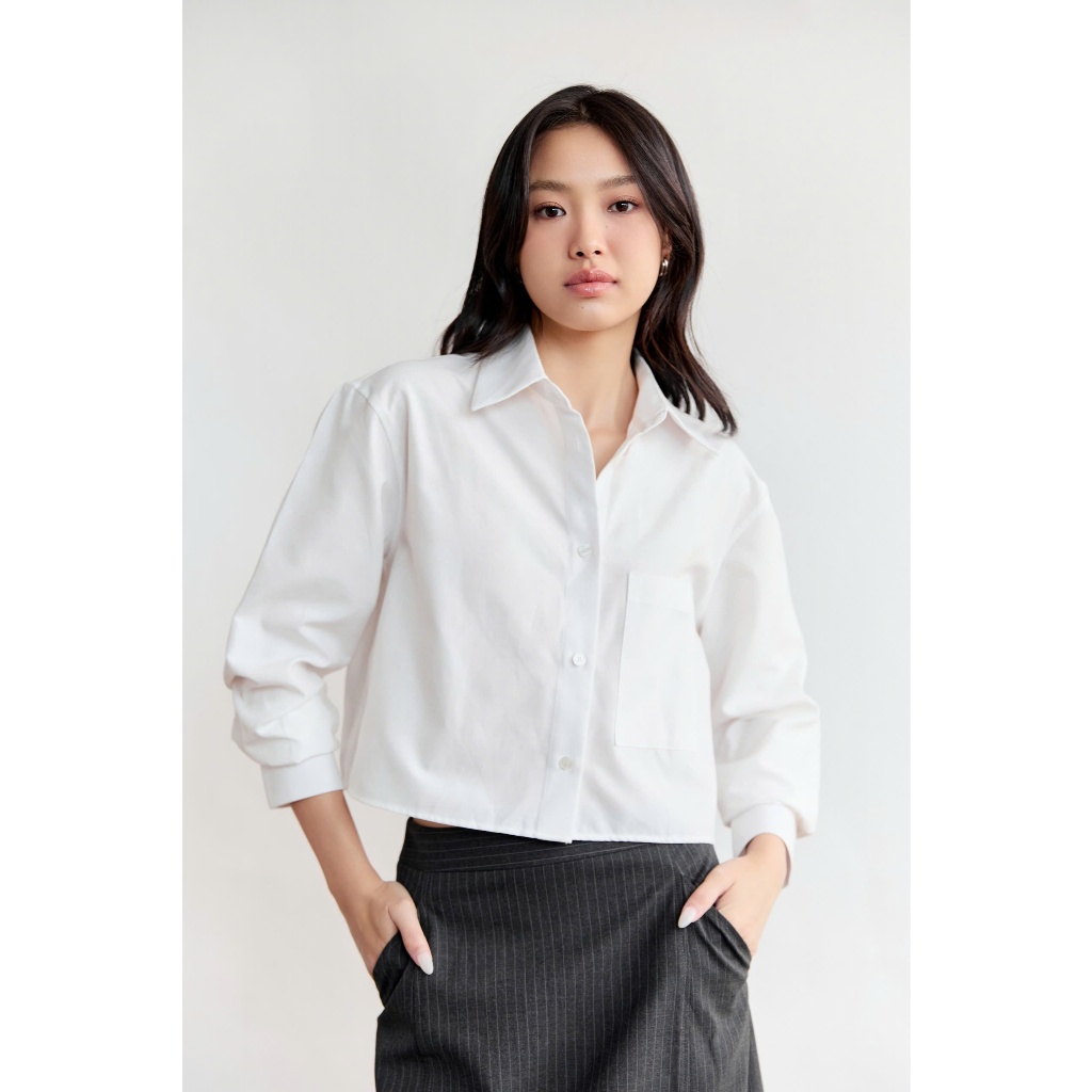 Ảnh Áo sơ mi dáng Crop MONO TALK túi một bên, chất liệu Oxford MFOT25Y-T10008FT 3