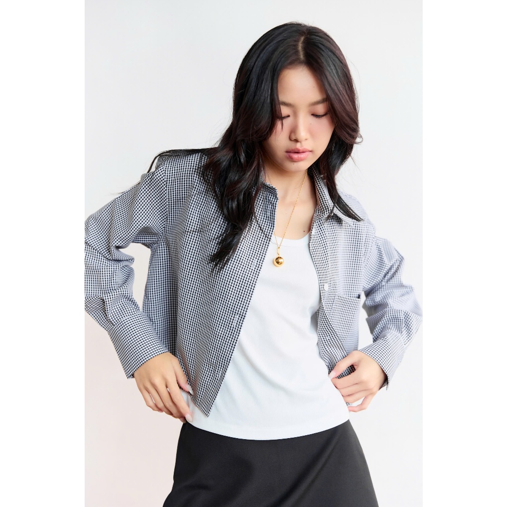 Ảnh Áo sơ mi dáng Crop MONO TALK túi một bên, chất liệu Oxford MFOT25Y-T10008FT 1
