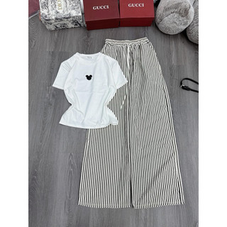 Set bộ áo babytee in đầu mickey mix quần xuông kẻ dọc