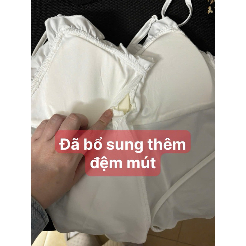 Bikini 2 mảnh màu trắng, vải thun lạnh