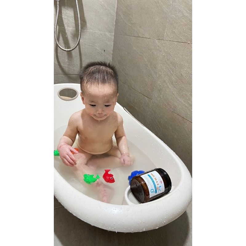 Muối tắm em bé Singsong - 200gr - Giúp làm ấm lưu thông máu