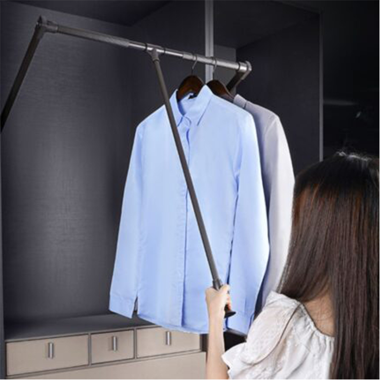 Giá treo quần áo nâng hạ có trợ lực - giúp kéo lấy đồ không tốn sức | BigBuy360 - bigbuy360.vn