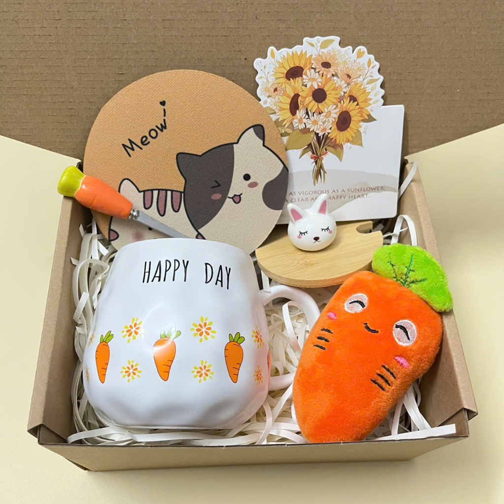 Set Quà Sinh Nhật Cho Nữ/ Nam, Set Quà Tặng Cốc Sứ Happy Day Cà Rốt Kèm Phụ Kiện Xinh Xắn Tặng Cho Bạn Bè, Người Thân