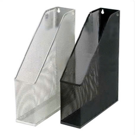 Khay đựng tạp chí kim loại Toppoint HY63002 rổ xéo bằng sắt lưới xám.