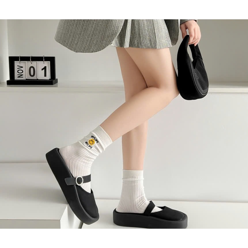 Vớ Tất cổ cao Unisex chữ C, P phong cách thể thao, trẻ trung và năng động.