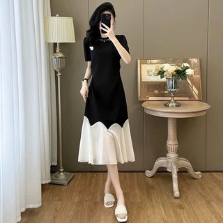 HÀNG NHẬP ĐẦM SUÔNG LAI TRẮNG TẶNG HOA TAI