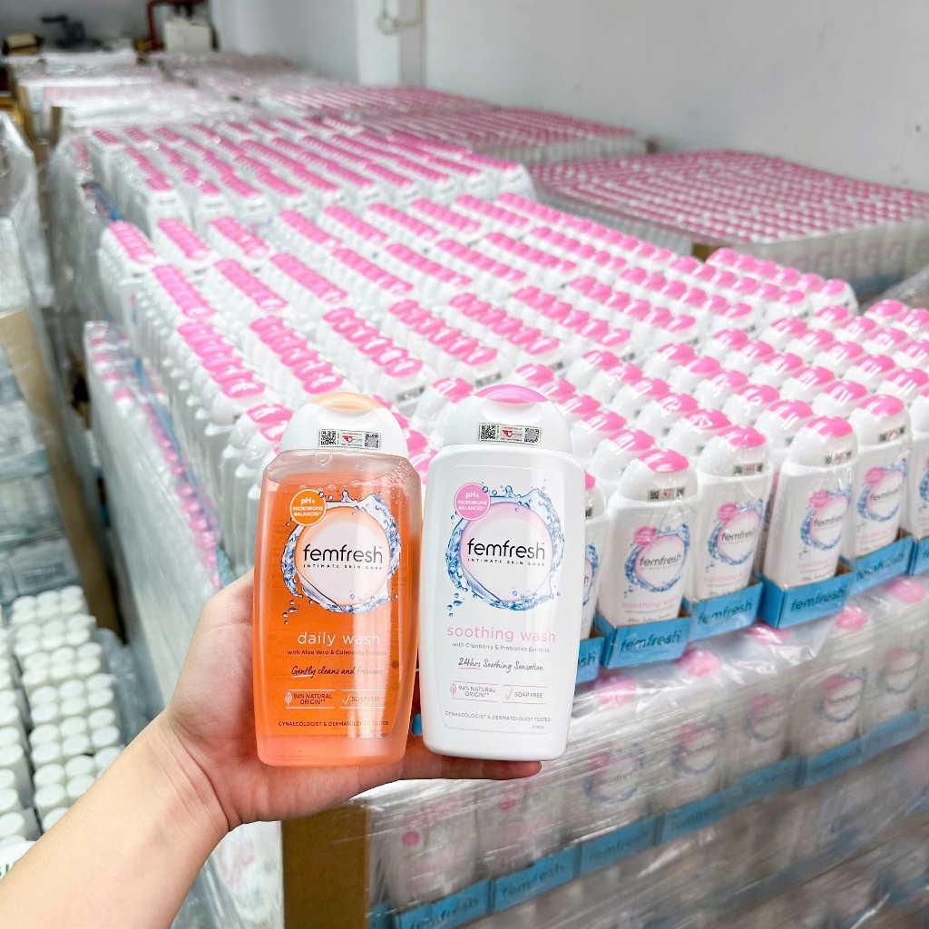 Dung dịch vệ sinh cho phụ nữ nhiều màu , Femfresh Daily Intimate Wash (250ml) Mẫu mới nhất