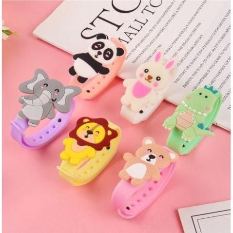 Đồng Hồ Đeo Tay Chống Muỗi Hình Hoạt Hình Dễ Thương Cho Bé Bằng Silicon dài khoảng 20cm