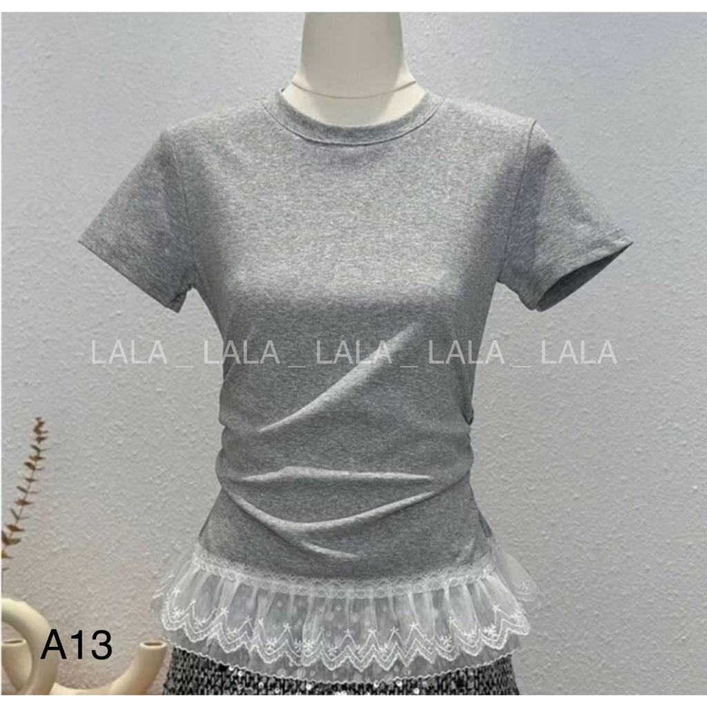 Áo thun tăm cộc tay nhún eo phối ren tầng siêu xinh LALASTORE A13