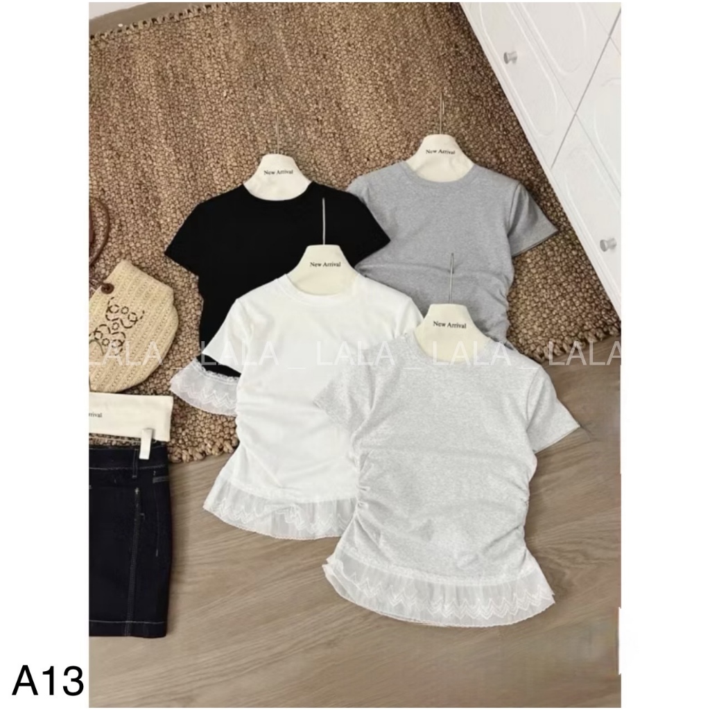 Áo thun tăm cộc tay nhún eo phối ren tầng siêu xinh LALASTORE A13