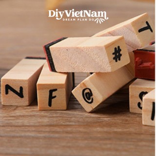𝐁𝐨̣̂ 𝐂𝐨𝐧 𝐃𝐚̂́𝐮 𝐂𝐡𝐮̛̃ & 𝐒𝐨̂́ 𝐊𝐞̀𝐦 𝐌𝐮̛̣𝐜 𝐈𝐧 – 𝐒𝐭𝐚𝐦𝐩 𝐂𝐡𝐮̛̃ 𝟐𝟒 𝐊𝐲́ 𝐓𝐮̛̣, 𝐍𝐠𝐚̀𝐲 𝐓𝐡𝐚́𝐧𝐠 𝐓𝐮𝐚̂̀𝐧, 𝐂𝐡𝐮̛̃ 𝐊𝐢𝐞̂̉𝐮, 𝐒𝐨̂́