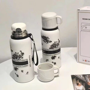 BÌNH GIỮ NHIỆT HOA VINTAGE SANG CHẢNH DUNG TÍCH 600ML TIỆN LỢI