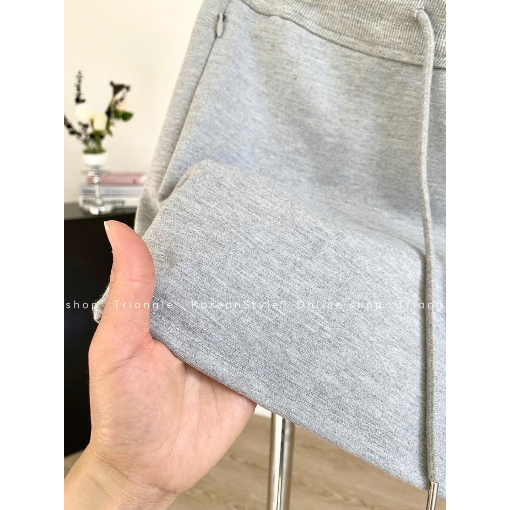 Triangle - (Giá thanh lý, không hoàn) Sportyy Skirt - Chân váy ngắn dáng thể thao Hàn Quốc