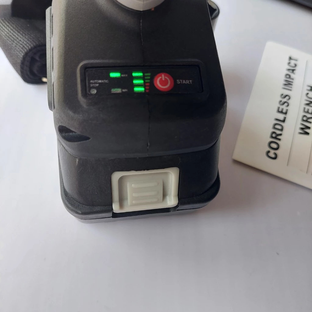 Máy khoan pin,Máy siết bulong, máy bắn vít cầm tay Hitachi 199V động cơ không chổi than , lõi đồng