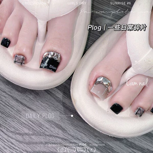 NAIL BOX CHÂN THIẾT KẾ ĐÍNH ĐÁ SƠN GEL ĐEN THƯƠNG HIỆU