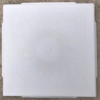 Khuôn đúc gạch lát sân vườn giả cổ hoa cúc, kích thước 40 x 40 x3, chất liệu nhựa pp