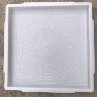 Khuôn đúc gạch lát sân vườn giả cổ hoa cúc, kích thước 40 x 40 x3, chất liệu nhựa pp