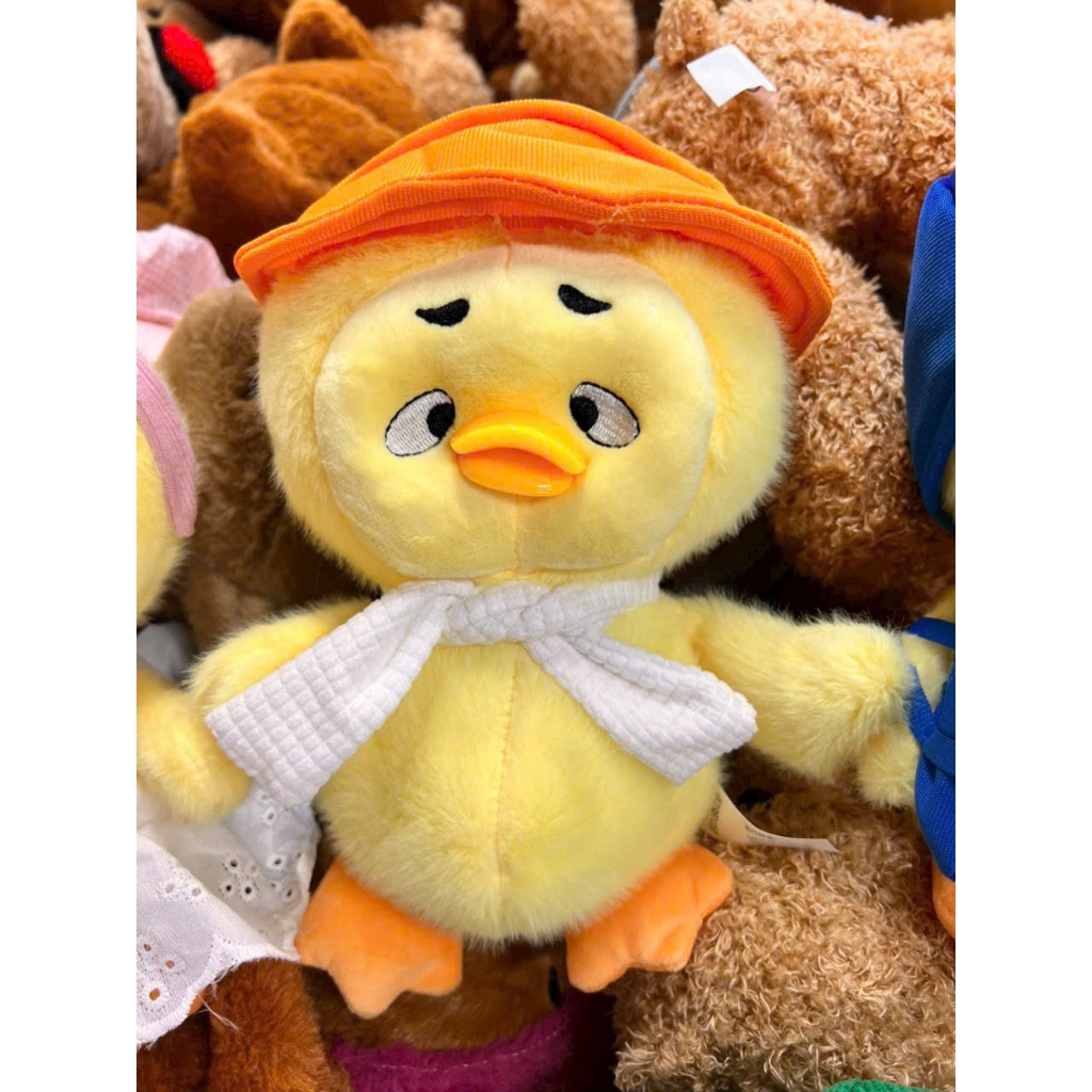 Gấu bông con vịt vàng mỏ hỗn dễ thương Thú nhồi bông vịt mặc trang phục cute