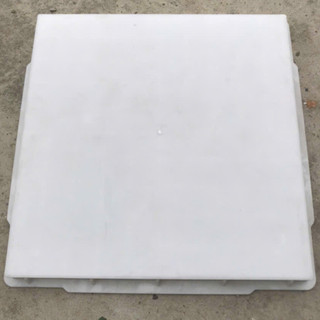 Khuôn đúc gạch lát sân vườn, giả cổ, giả đá họa tiết kẻ sọc, kích thước 40 x 40 x 3m, chất liệu nhựa pp