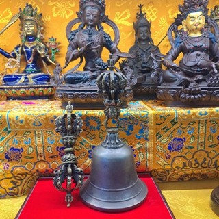 Chuông chày Bát Chánh Đạo Nepal