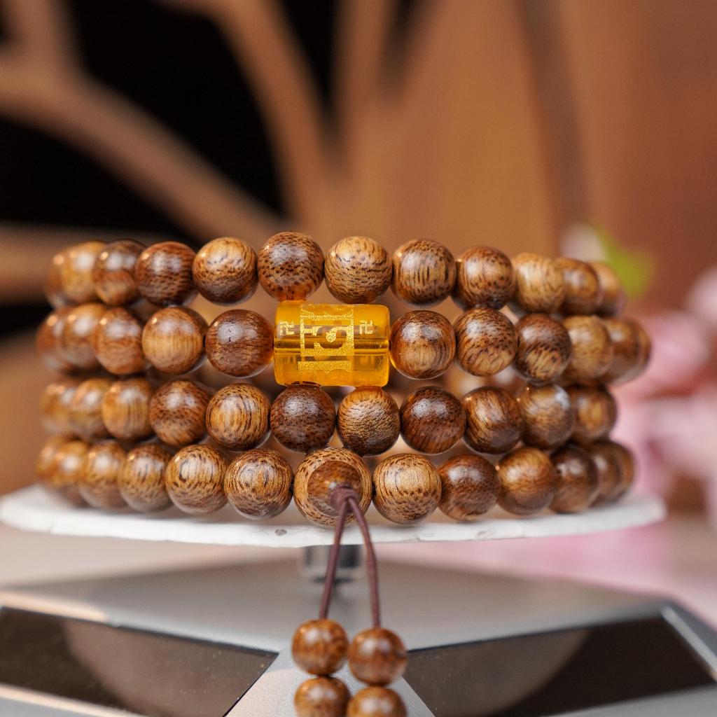 Vòng Trầm Hương 108 Om Mani Padme Hum - Trầm Tốc Tự Nhiên -  Trầm Hương Yên Lộc - (Mua một, tặng một Hộp , dây dự phòng)