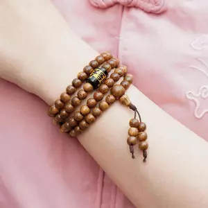 Vòng Trầm Hương 108 Om Mani Padme Hum - Trầm Tốc Tự Nhiên - Trầm Hương Yên Lộc - (Mua một, tặng một Hộp , dây dự phòng)