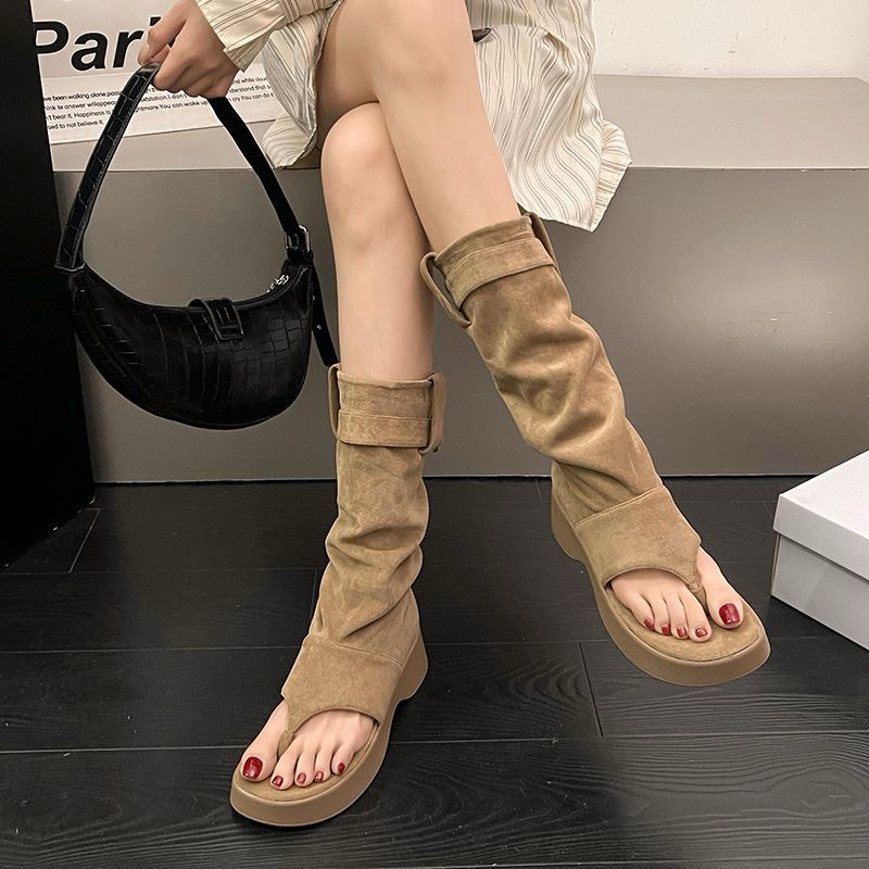 (Sẵn nâu 39, đen 40) Giày Bốt Sandal Mũi Kẹp Cao Cổ Chất Da PU Kèm Đai Thời Trang 2025