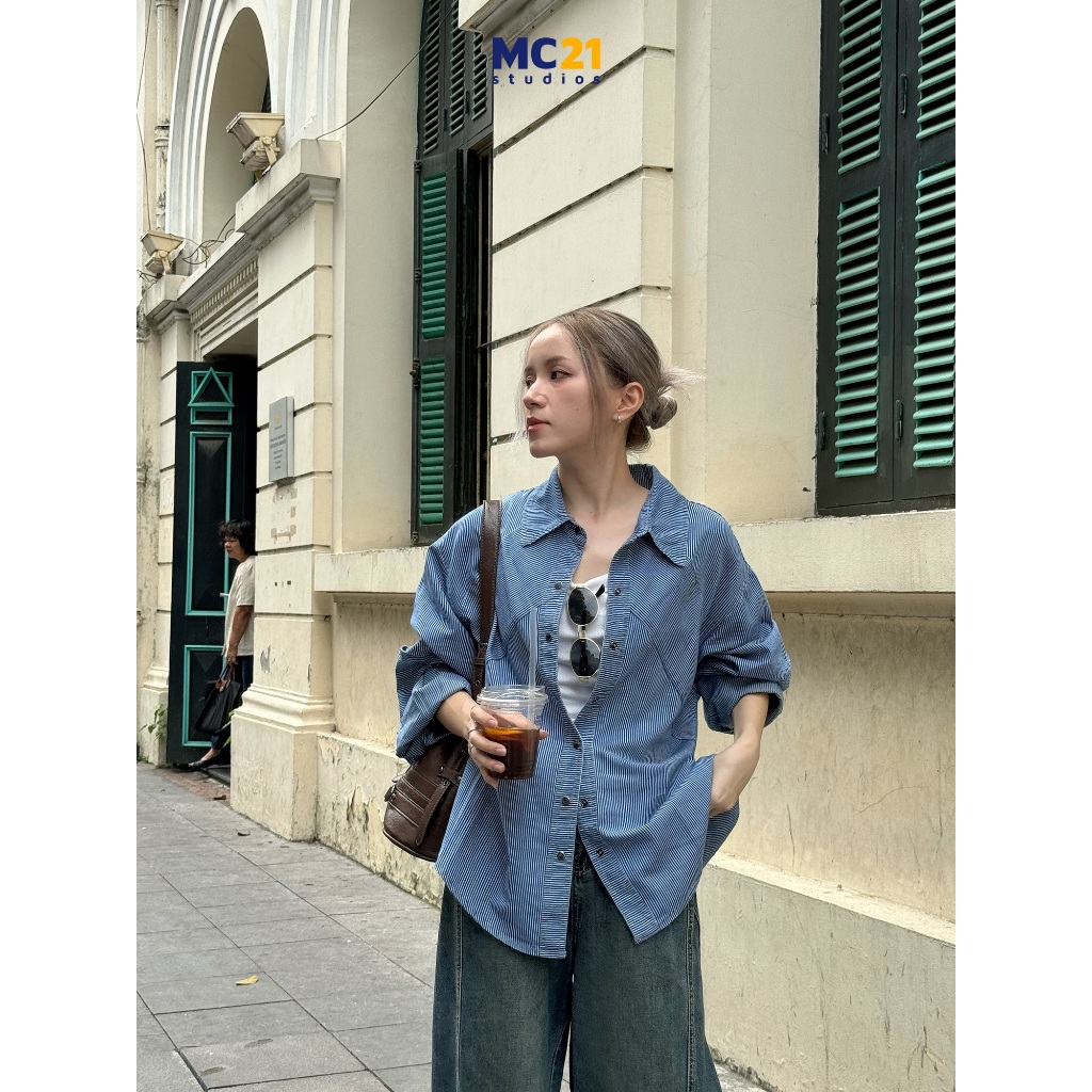 Ảnh Áo sơ mi denim kẻ sọc dọc freesize MC21.studios a4309 1