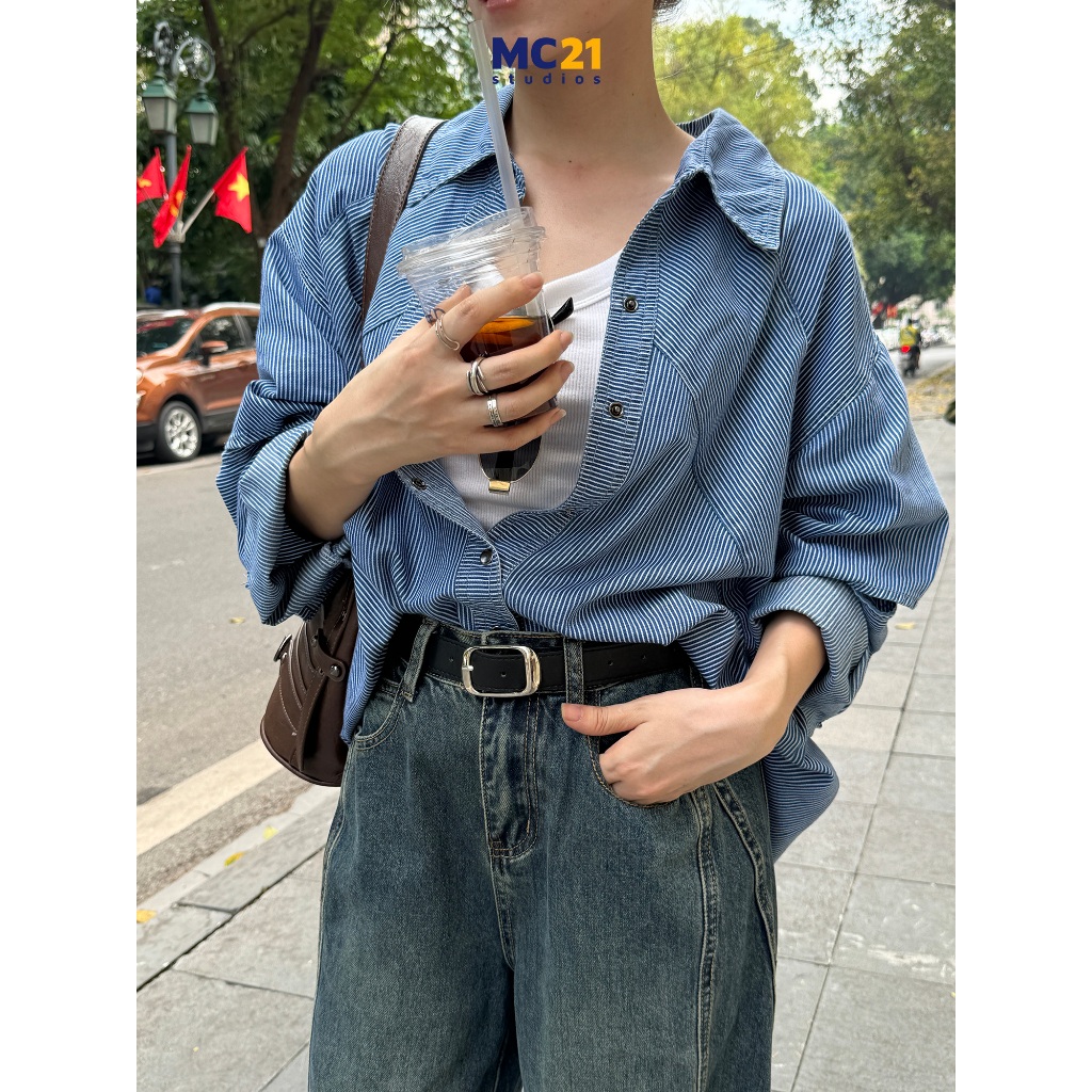 Ảnh Áo sơ mi denim kẻ sọc dọc freesize MC21.studios a4309 3