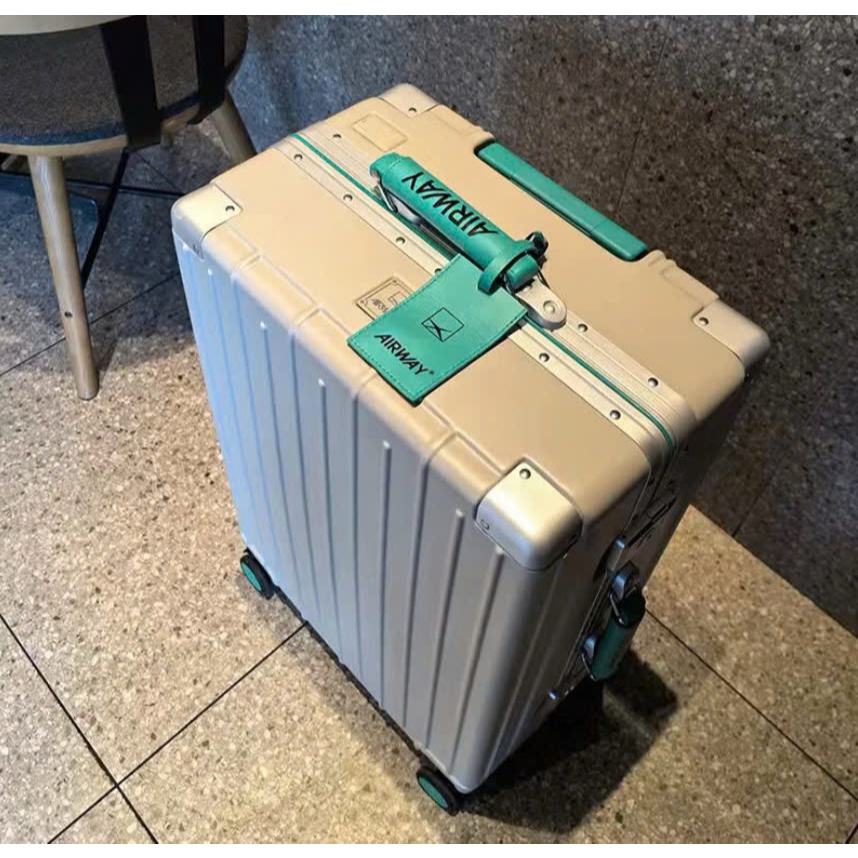 vali ARIWAY nhật bản chính hãng size 20{s}cabin bánh xe có phuộc nhún.hổ trợ sạc pin điện thoại{Bh 5 năm}