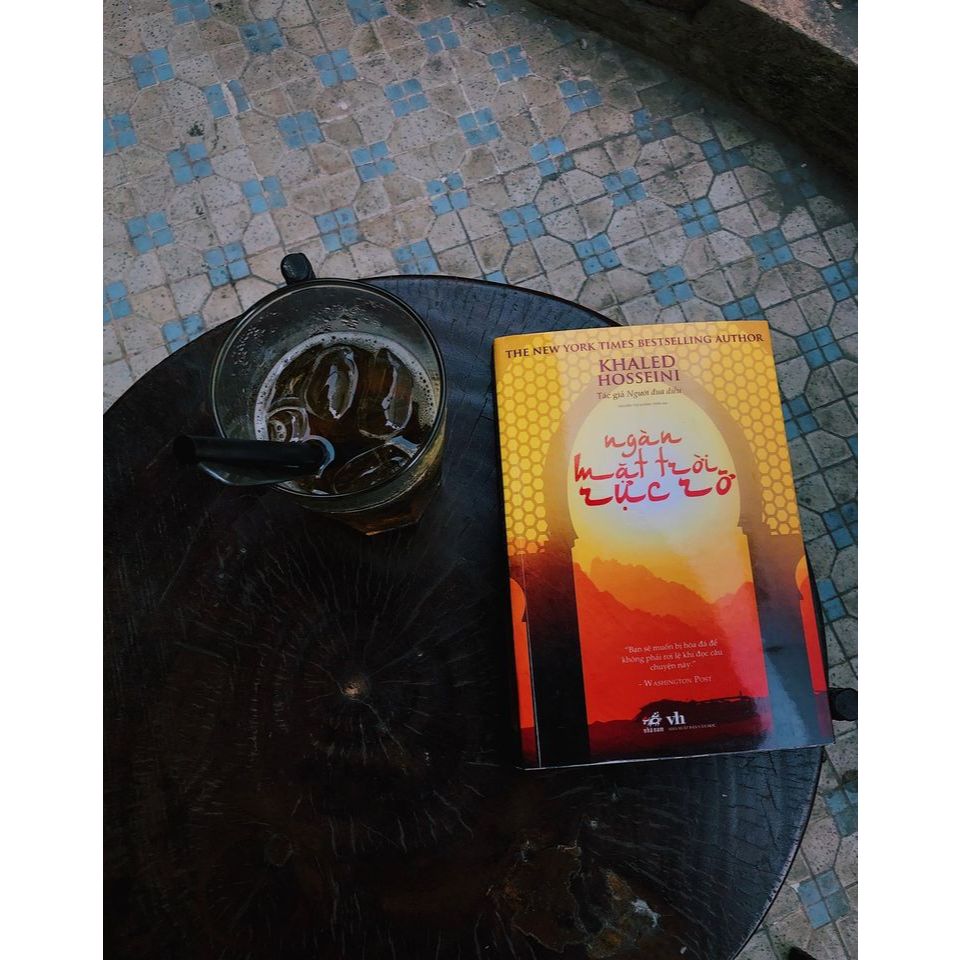 Ảnh Sách - Ngàn mặt trời rực rỡ (Khaled Hosseini) (TB 2019) 2