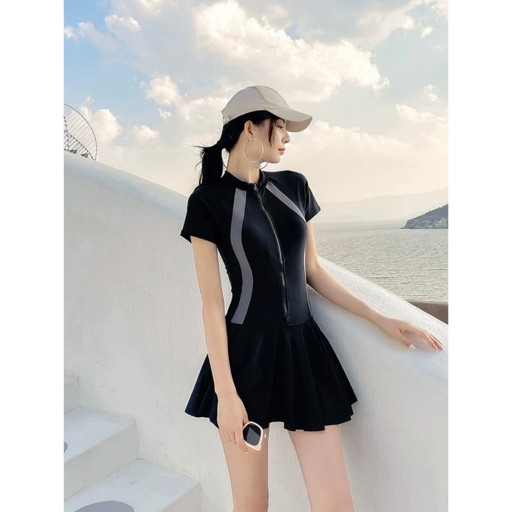 BKN 073 [Size M,L,XL]Bikini đồ bơi đi biển một mảnh dây kéo đen phối xám form váy có quần bảo hộ BIKINI HAN.T DKV 073