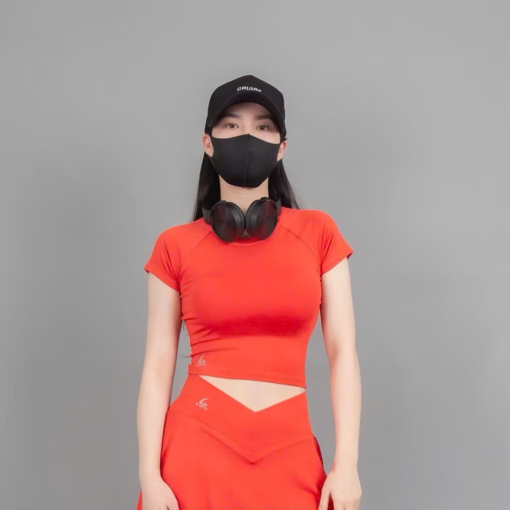 Áo Croptop Nữ Pro C019 Thời Trang Hottrend Gladimax, Áo Thun Croptop 2in1 Có Đệm Cá Tính