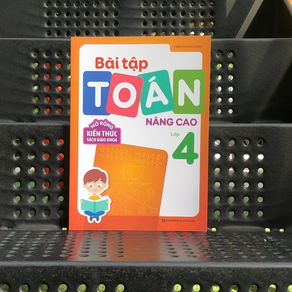 Ảnh Sách: Tổng Hợp Kiến Thức Toán Lớp 4 + Tiếng Việt Lớp 4 Từ Cơ Bản Đến Nâng Cao Cho Bé Ôn Tập 4