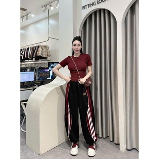 Set Bộ Đồ Nữ TV Đỏ Xanh THan Áo Thun Zip Trơn 4c Ôm Body Ngắn Tay Mix Quần Suông DàiMif Hàn Boom Gấu Phối Sọc Freesize