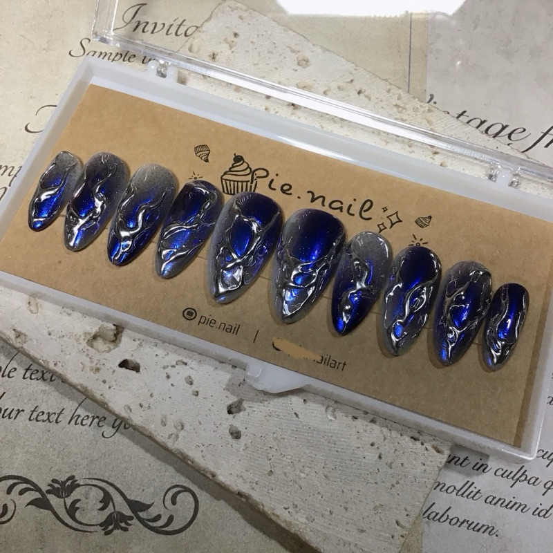 218. nailbox nền tráng gương xanh phản quang, gel nổi tráng gương