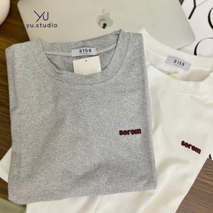Áo thun 3158 YUSTUDIO cotton khô form rộng tay lỡ in trước ngực mẫu SEREIN