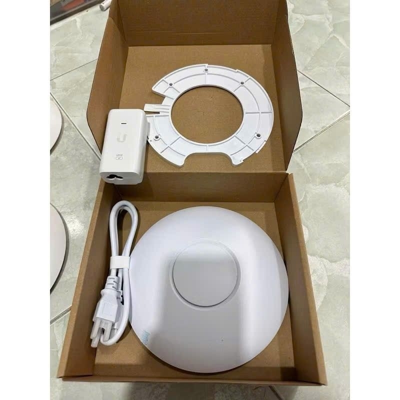 [like new - Full box] Wifi 2 băng tần Unifi AP AC PRO – 1750Mb | Shopee ...