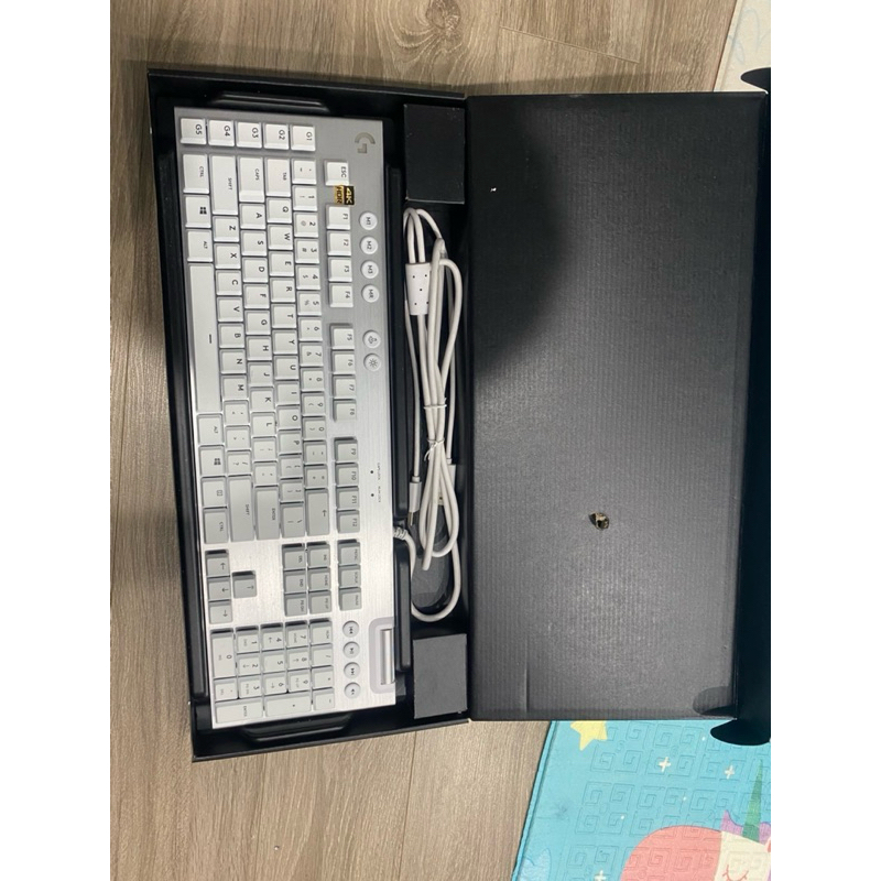 Bàn phím cơ logi.tech G813 full box trắng đã sử dụng | BigBuy360 - bigbuy360.vn