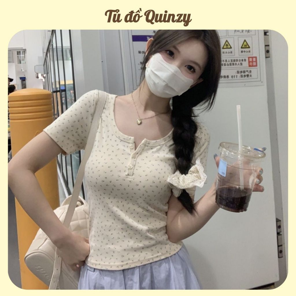 TudoQuinzy Áo Thun Ngắn Tay Cổ Tròn Họa Tiết Hoa Nhí Cài Nút Ôm Body Chất Thun Tăm Co Giãn Mềm Mịn Mát