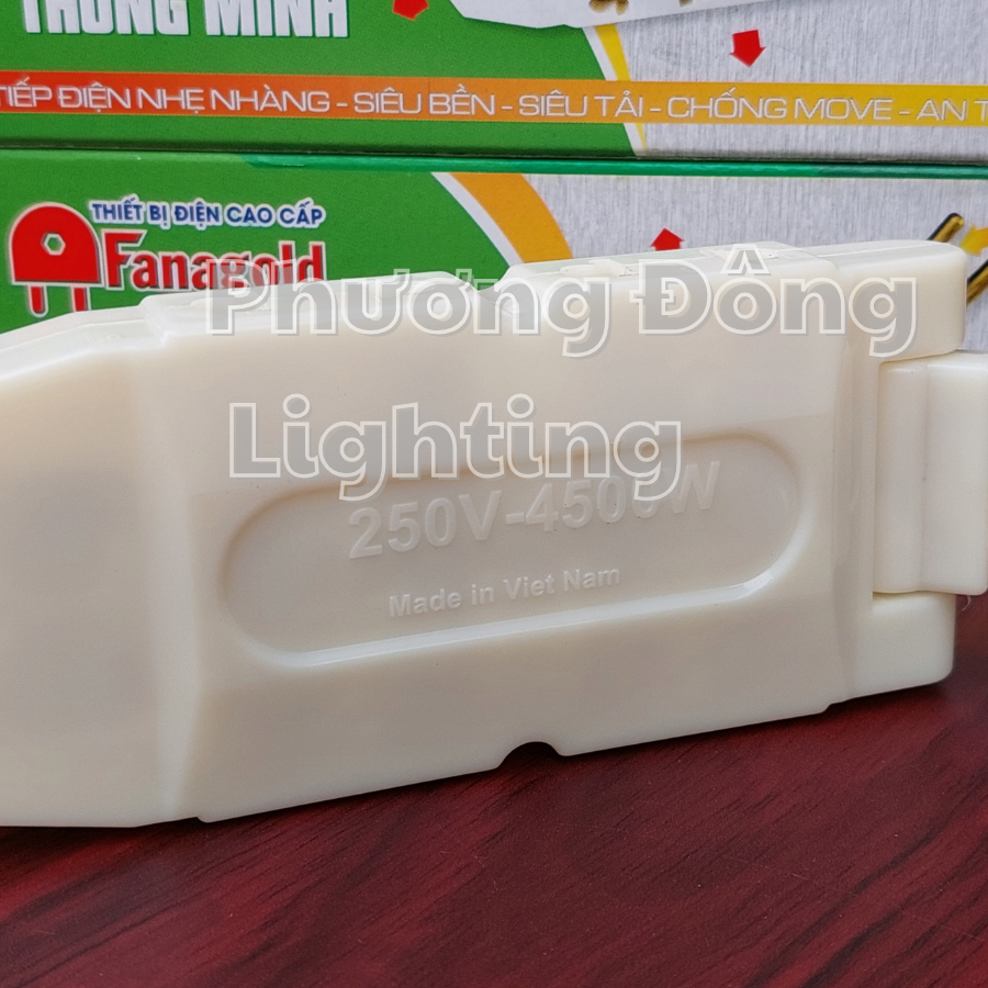 Phích cắm điện đa năng 5 chia chịu tải 2500w Loại Tốt Thương hiệu Fanagold