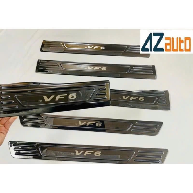 Ốp bậc cửa, nẹp bước chân xe Vinfast VF6 vân Titan hàng đẹp