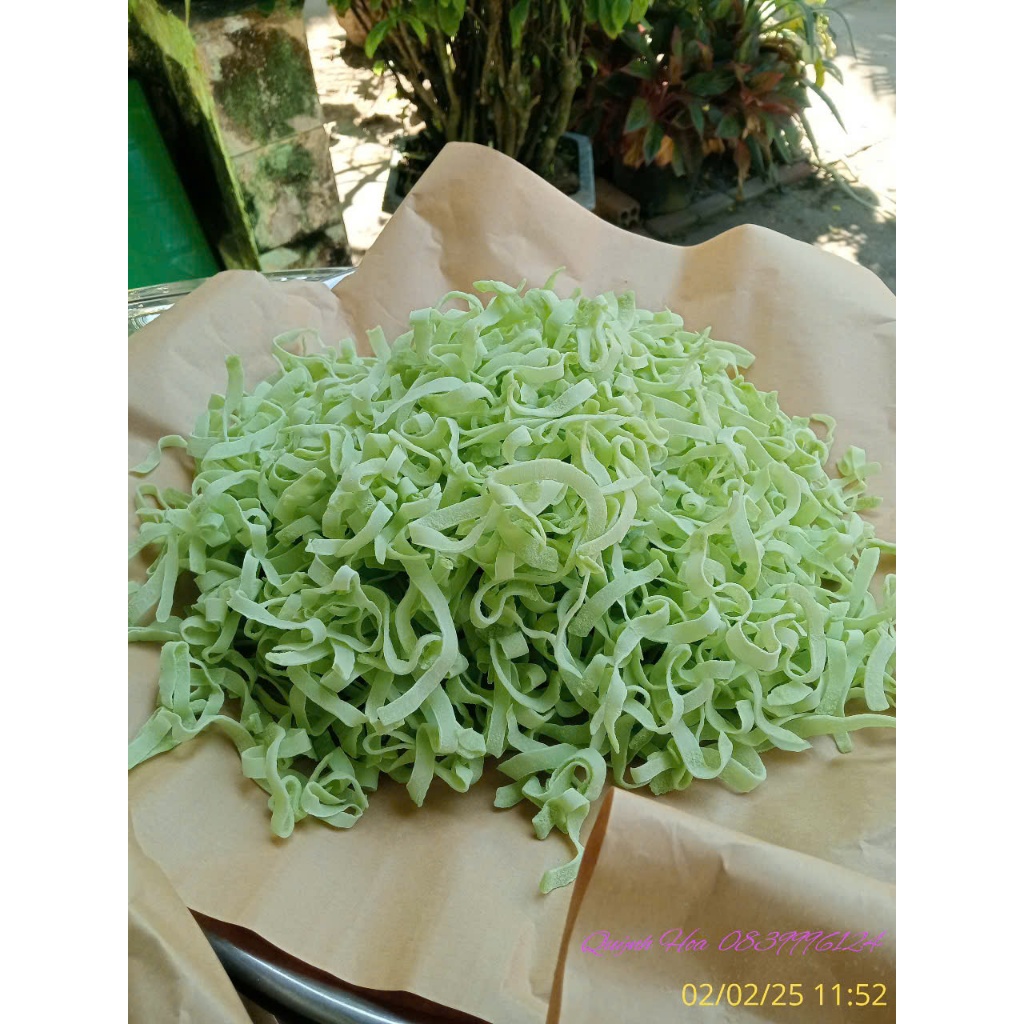 Mứt dừa bánh tẻ sợi bào mỏng( Giao Màu Ngẫu Nhiên)