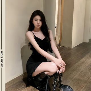 (XẢ KHO) Váy body cổ chữ V màu đen Gischy cho nữ mùa hè thiết kế váy ngắn xếp ly gợi cảm nhỏ nhắn-GC60